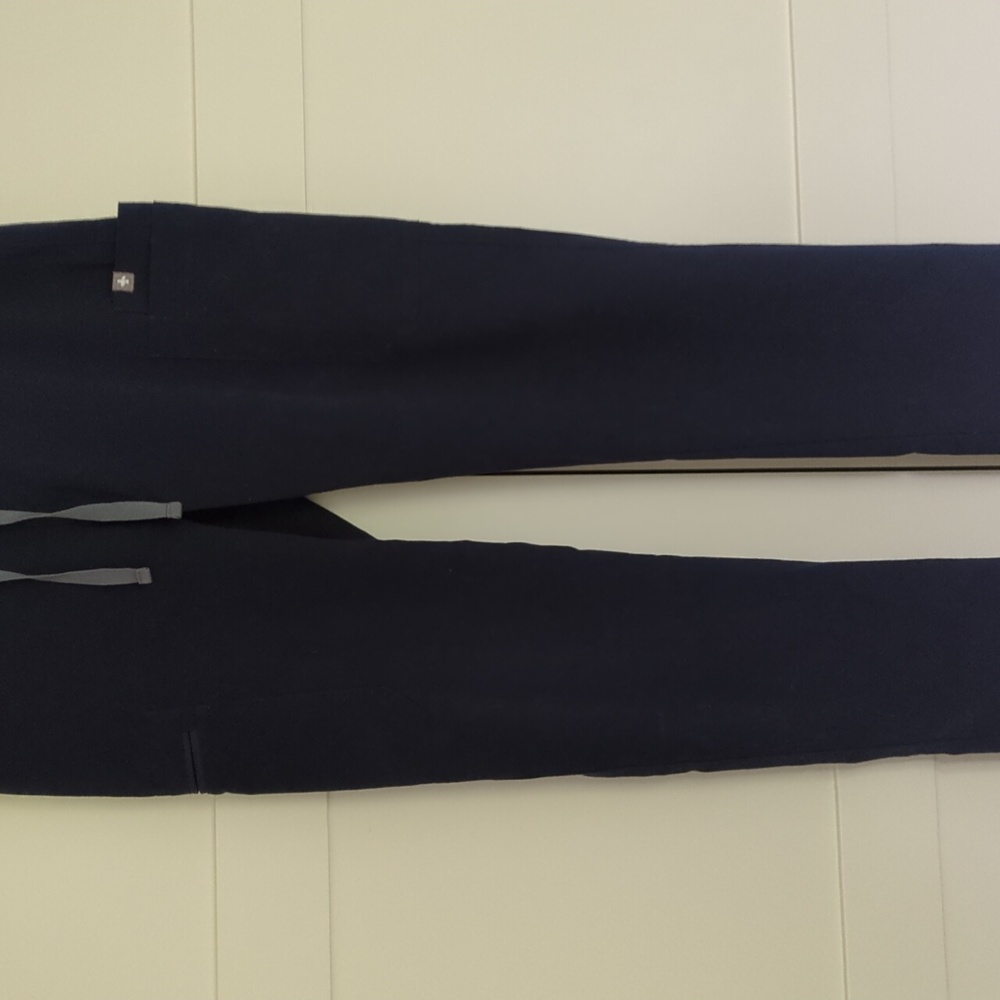 Figs Yola scrub bottom navy XS tall